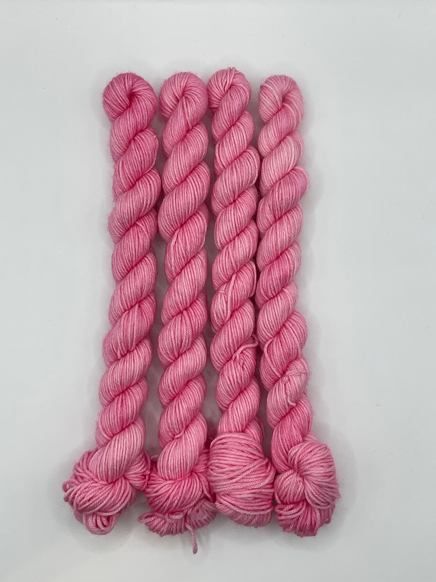 Mini Ballerina Fingering Skein