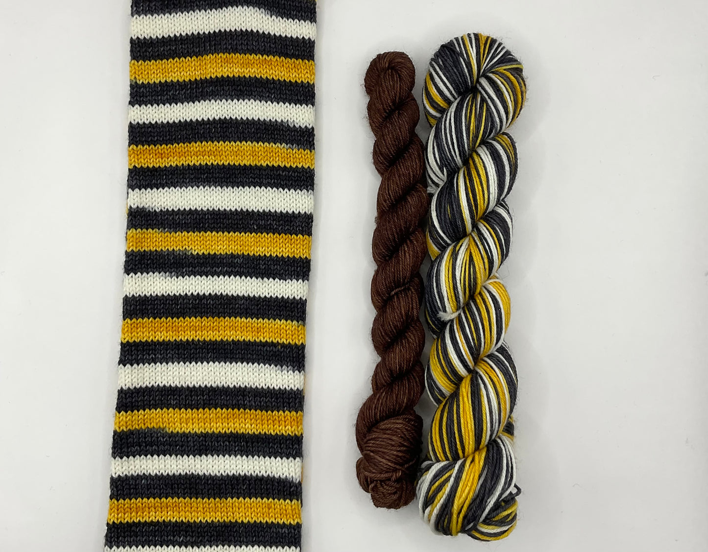 CFL Football Teams Self-Striping Sock Set