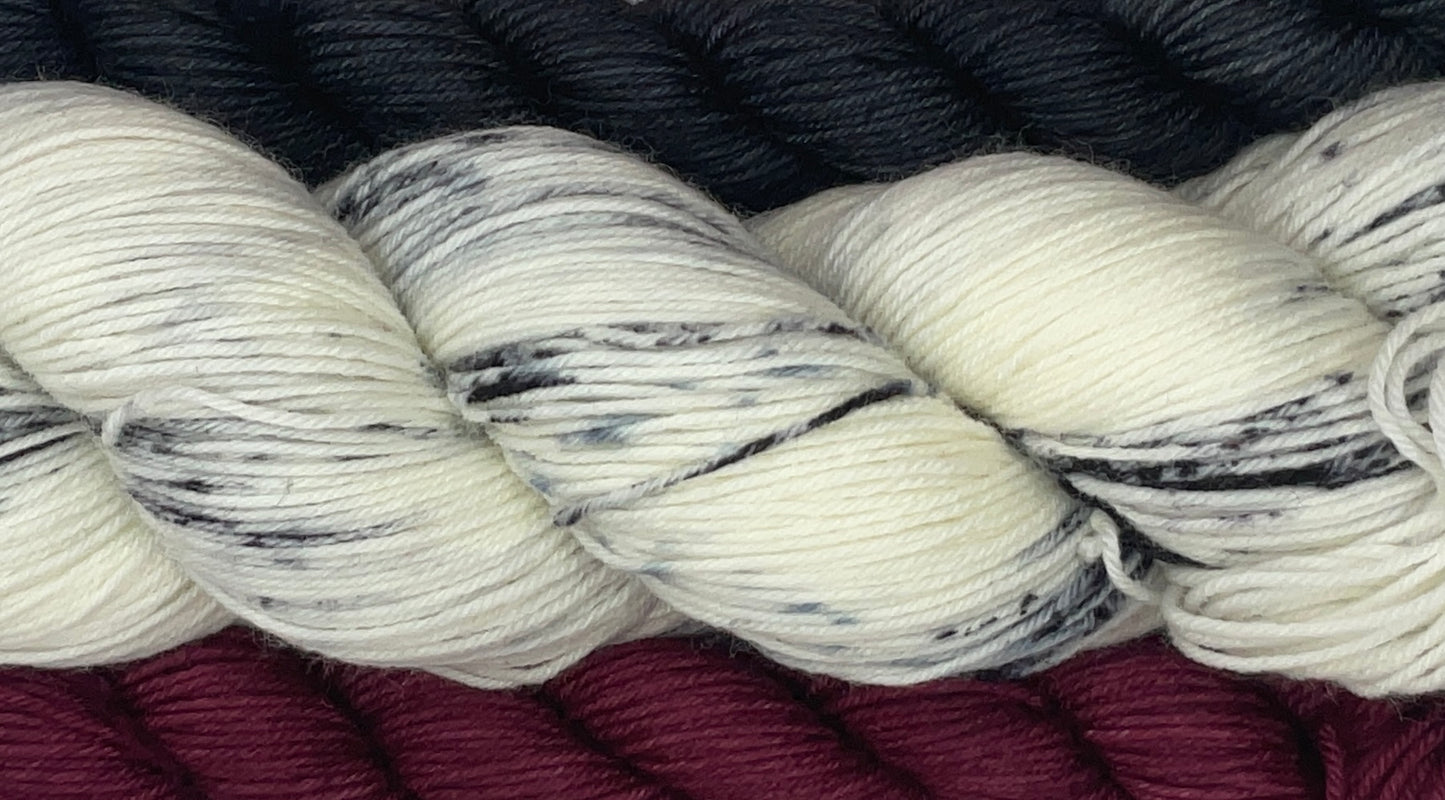 Newsprint Fingering Sock Set