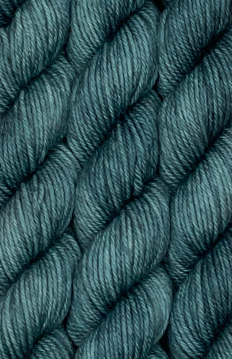 Mini Twilight fingering skein