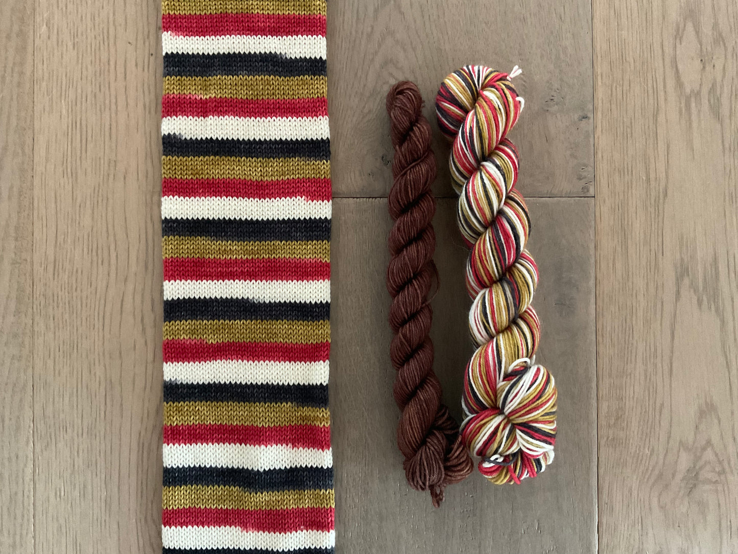 San Francisco 49'ers Fingering Self-Striping Sock Set