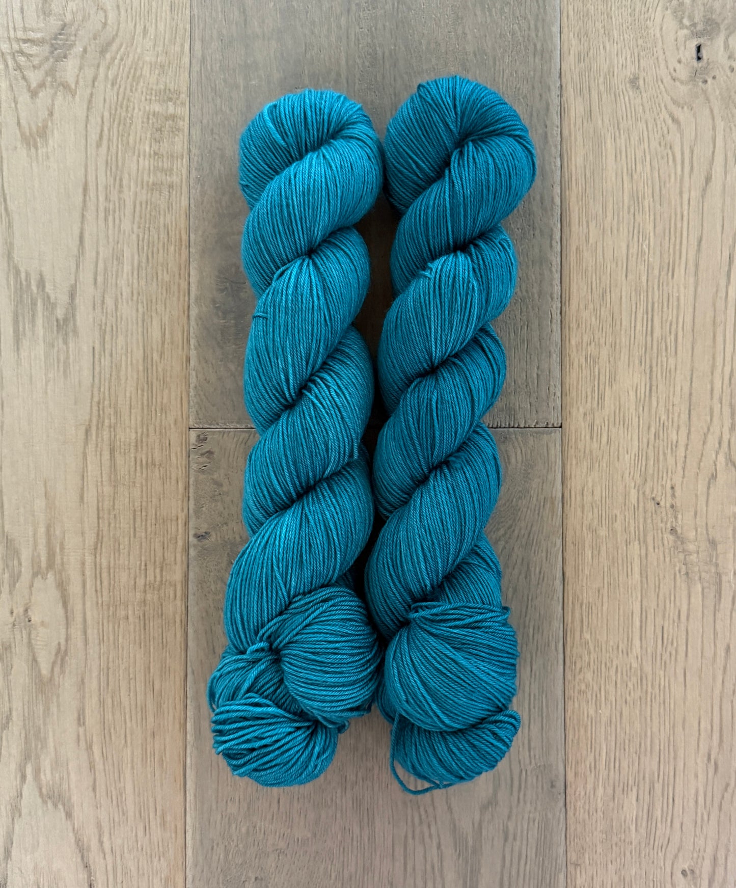 Teal Fingering Skein