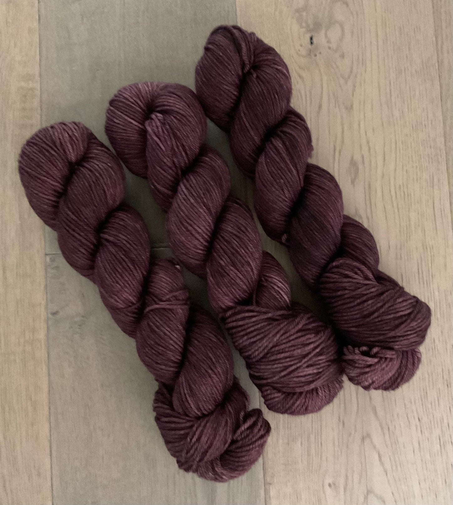 Worsted Mahogany Yarn