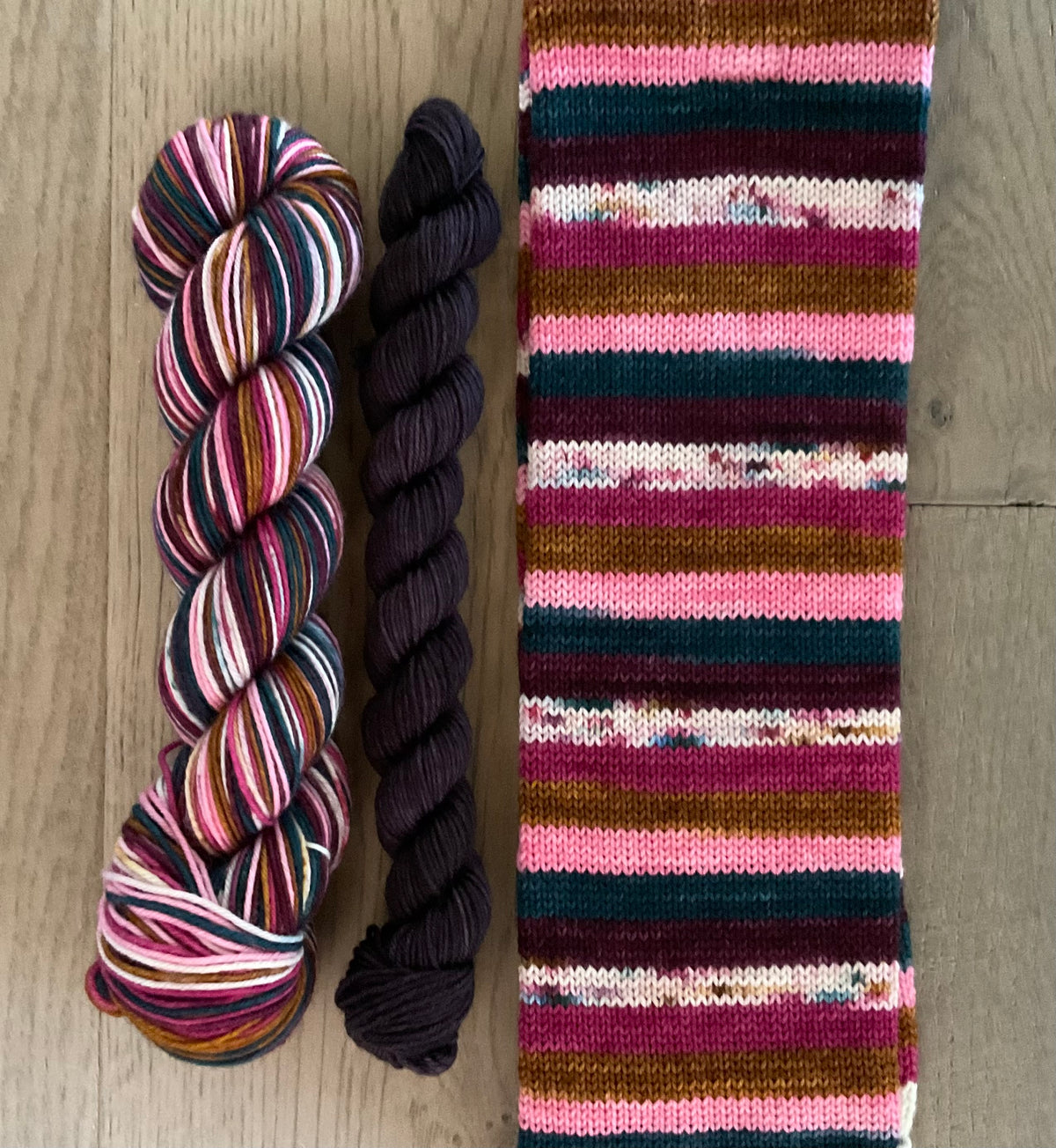 Book Club Fingering Self-Striping Sock Set