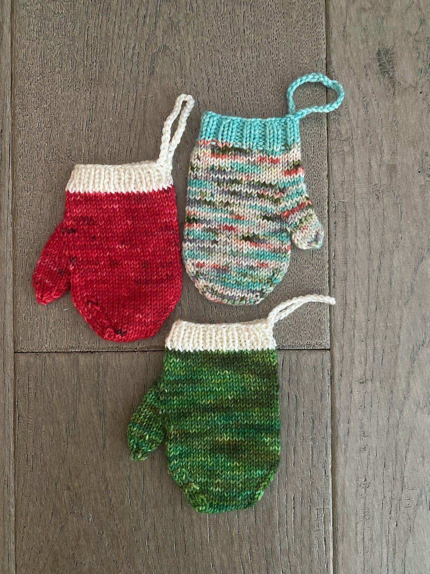 Mini Mitten Ornament - PDF Download