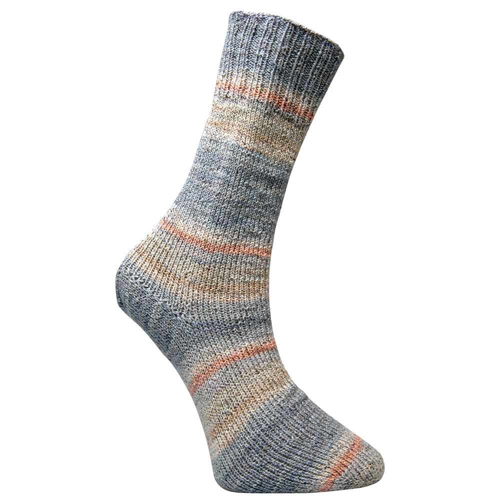 Universal Yarn - Filly