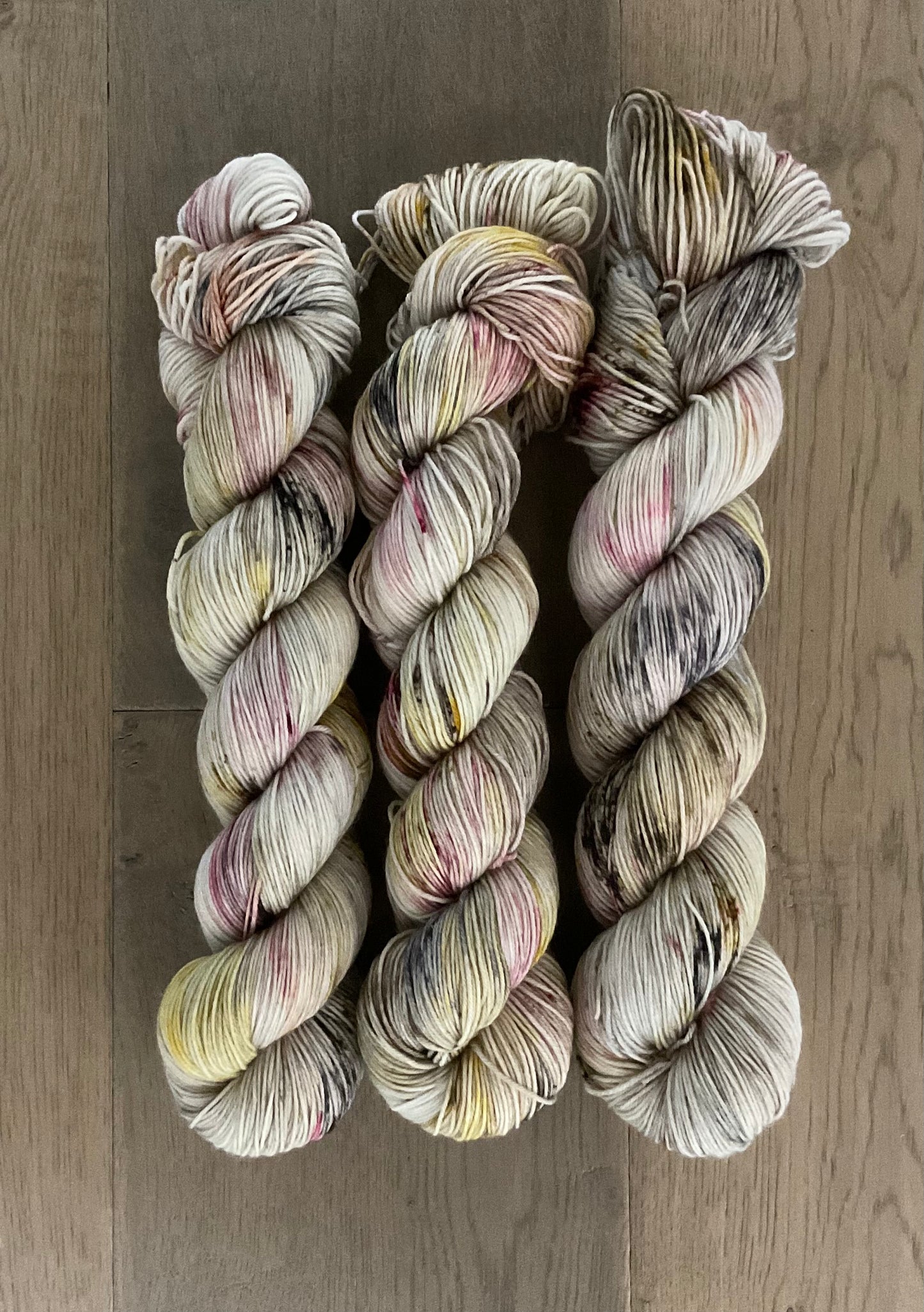 Bee's Knees Fingering Skein