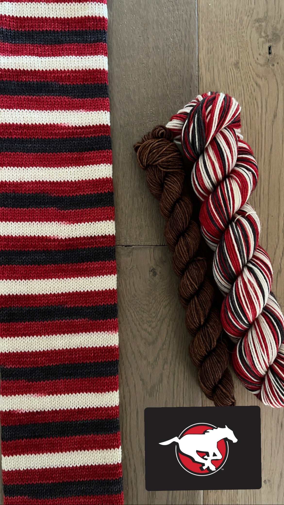 DK CFL Self Striping Sock Set