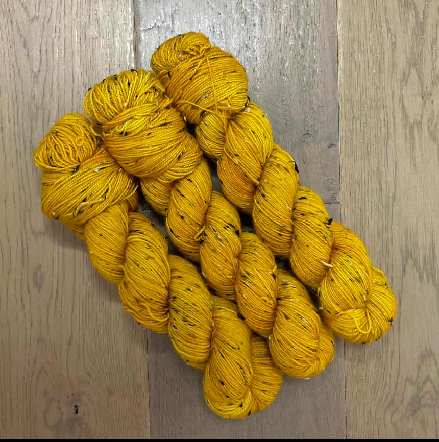 Fingering Tweed Gold Skein
