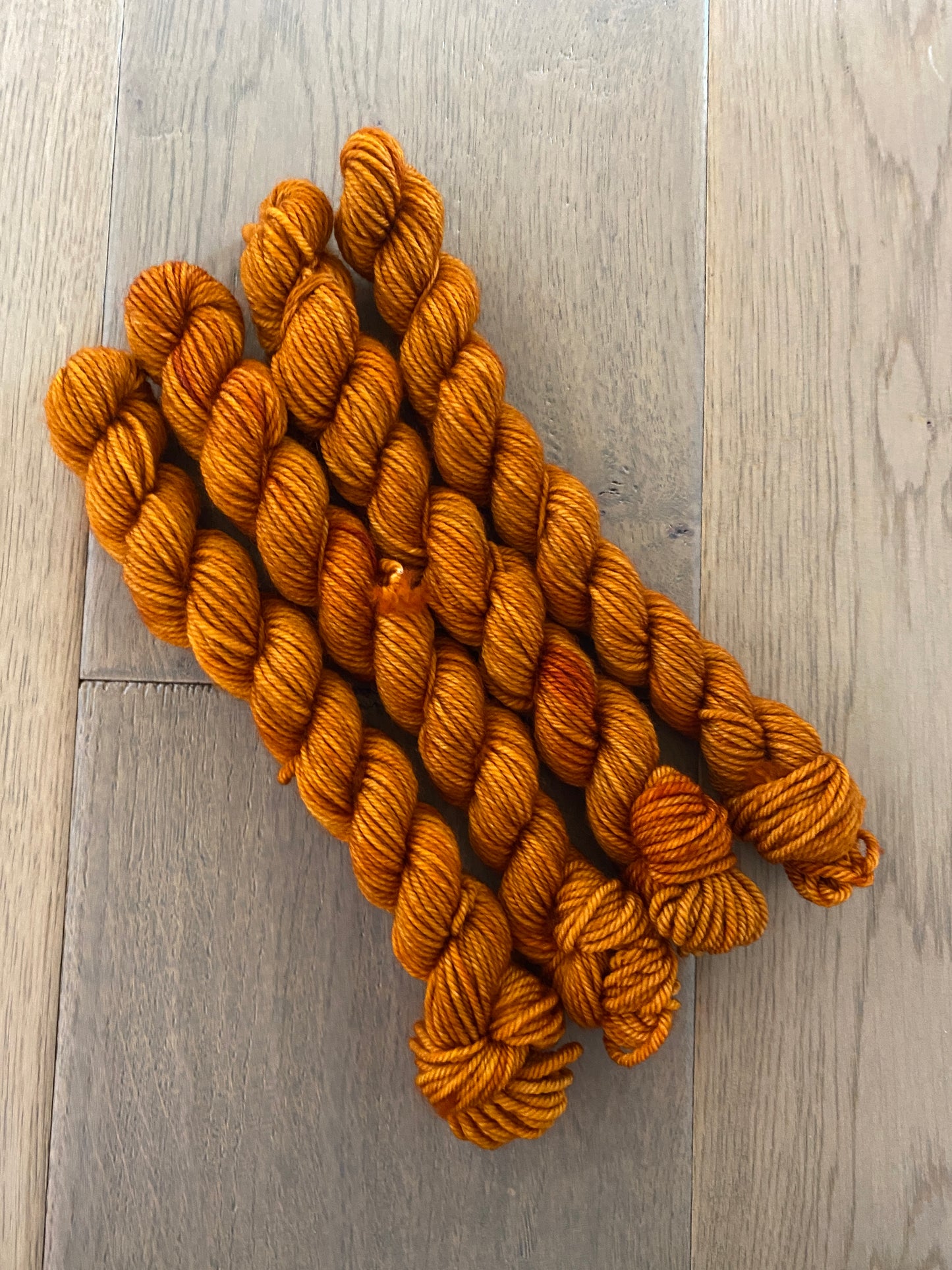 Mini Worsted Spice Skein