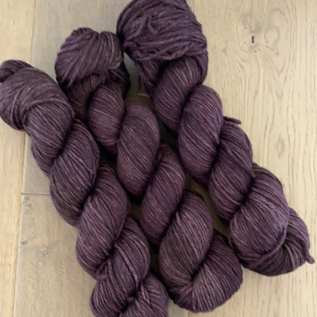 Worsted Espresso Yarn