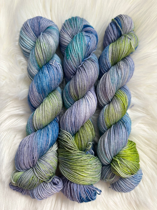 MMF Shake the Sugar Tree on Fingering Skein