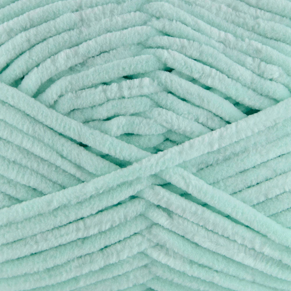 Universal Yarn Bella Chenille