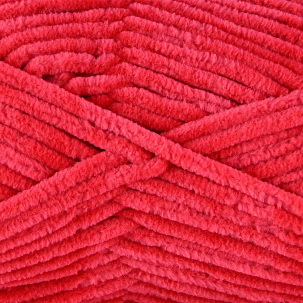 Universal Yarn Bella Chenille