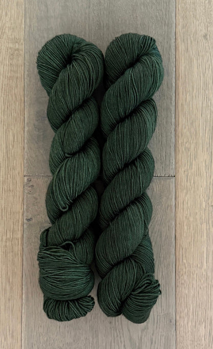 Stars Hollow Fingering Yarn