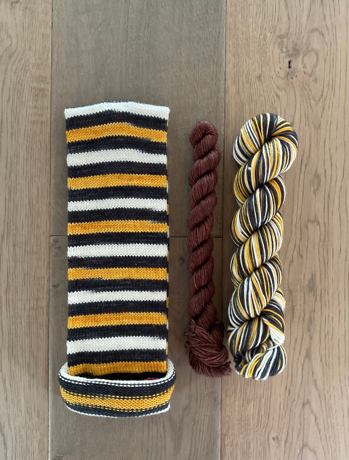 CFL Football Teams Self-Striping Sock Set
