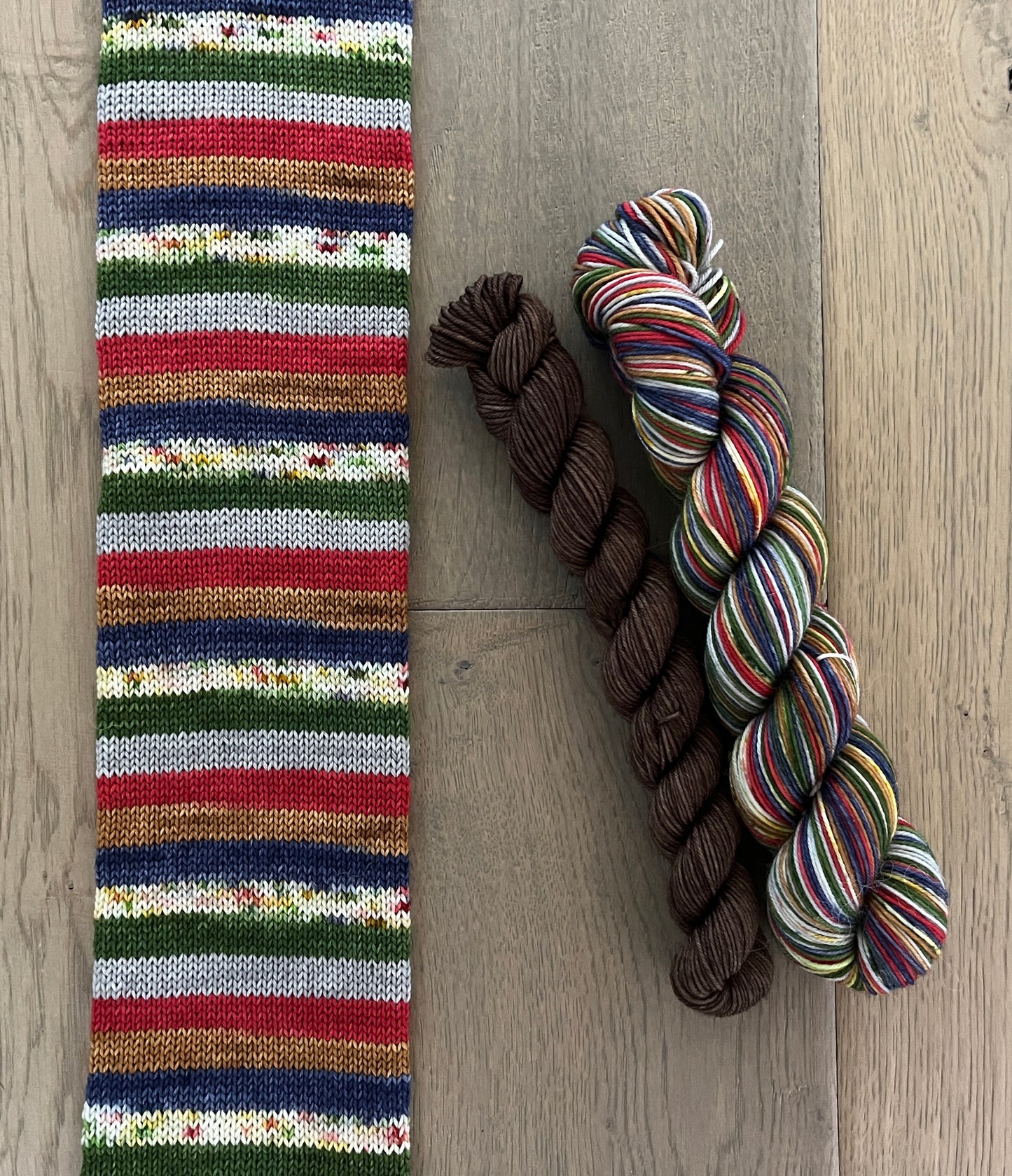 Christmas Vacation Self-Striping Sock Set