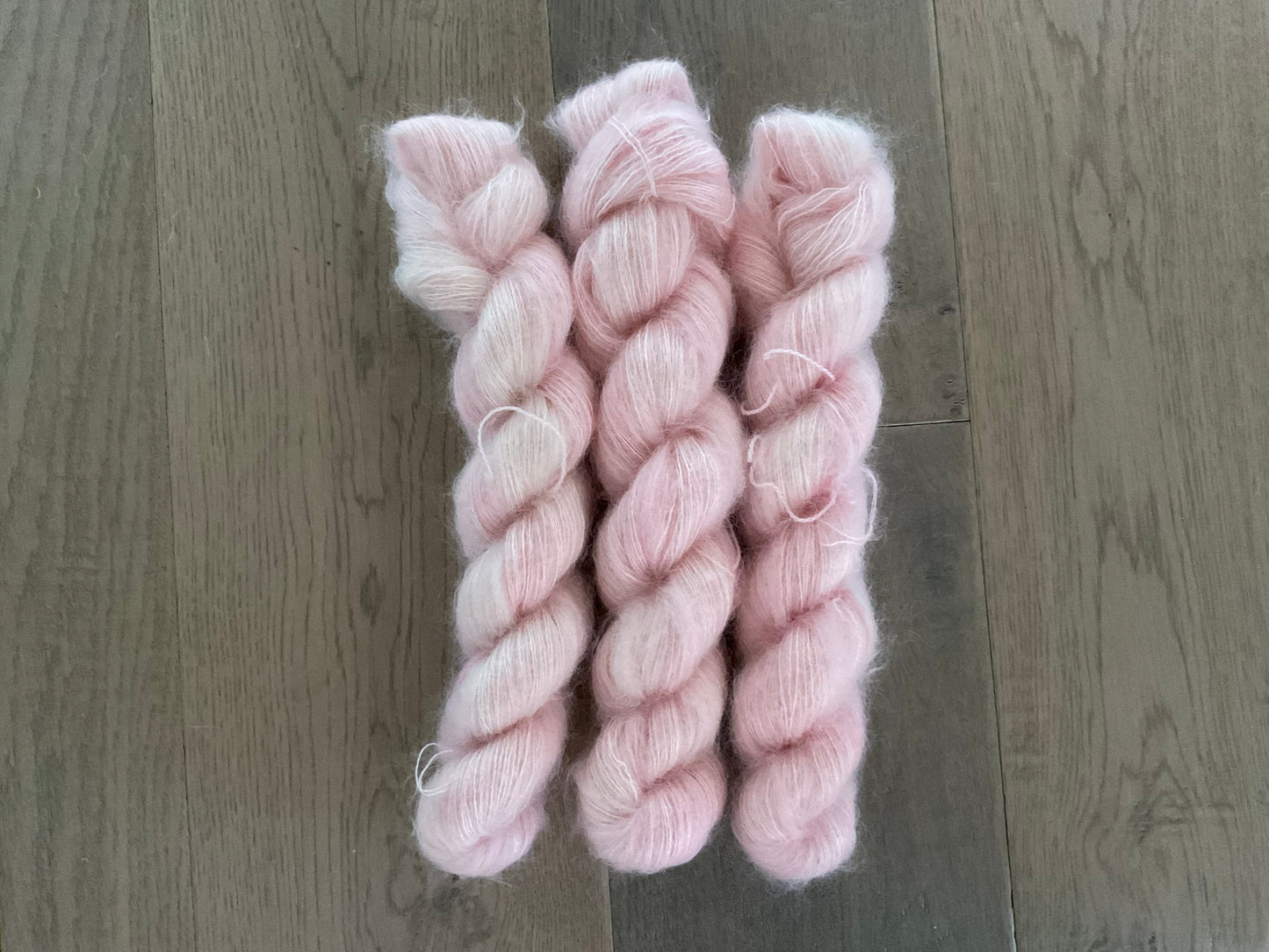 Tutu - Mohair Skein