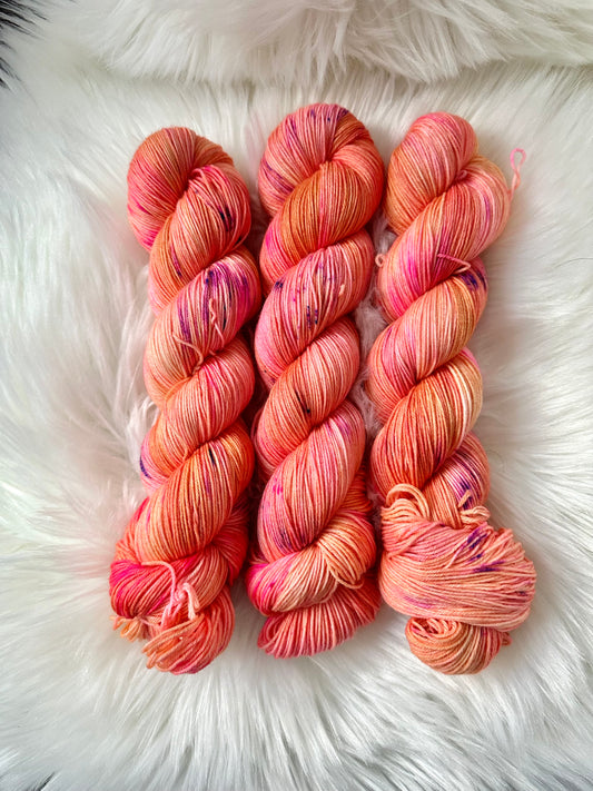 MMF Hawaiian Punch on Fingering Skein