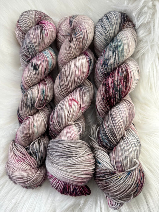 MMF Linger on Fingering Skein