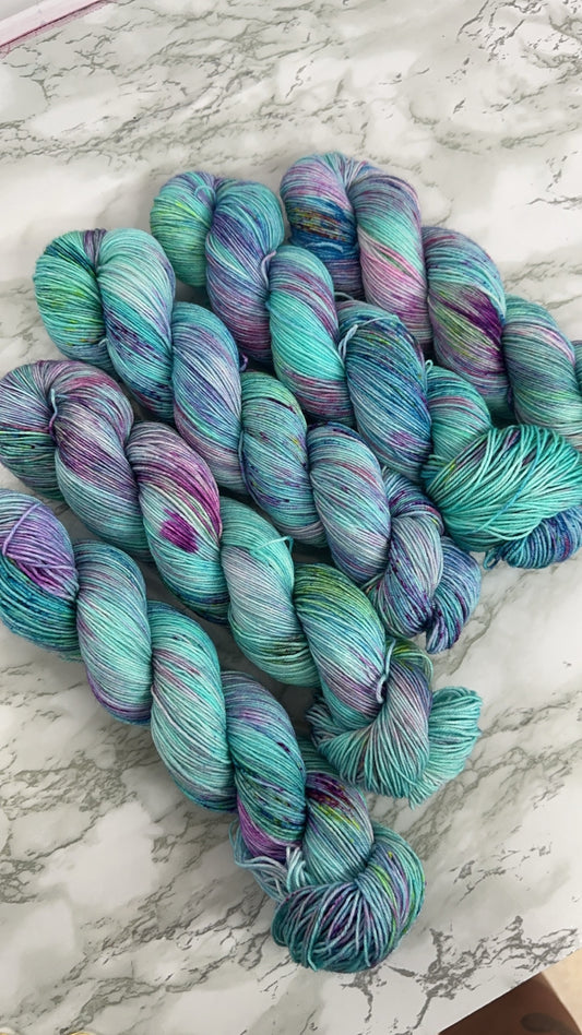 MMF Double Agent Fingering Skein