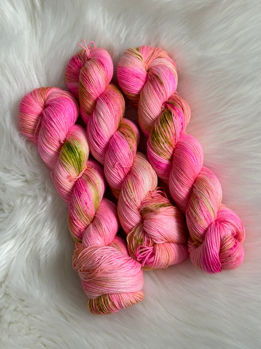 MMF Something Pretty on Fingering Skein