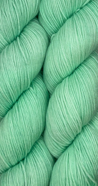 Fingering Shamrock Shake Skein