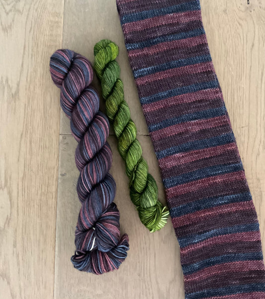 Spider’s Veins Fingering Self-Striping Sock Set