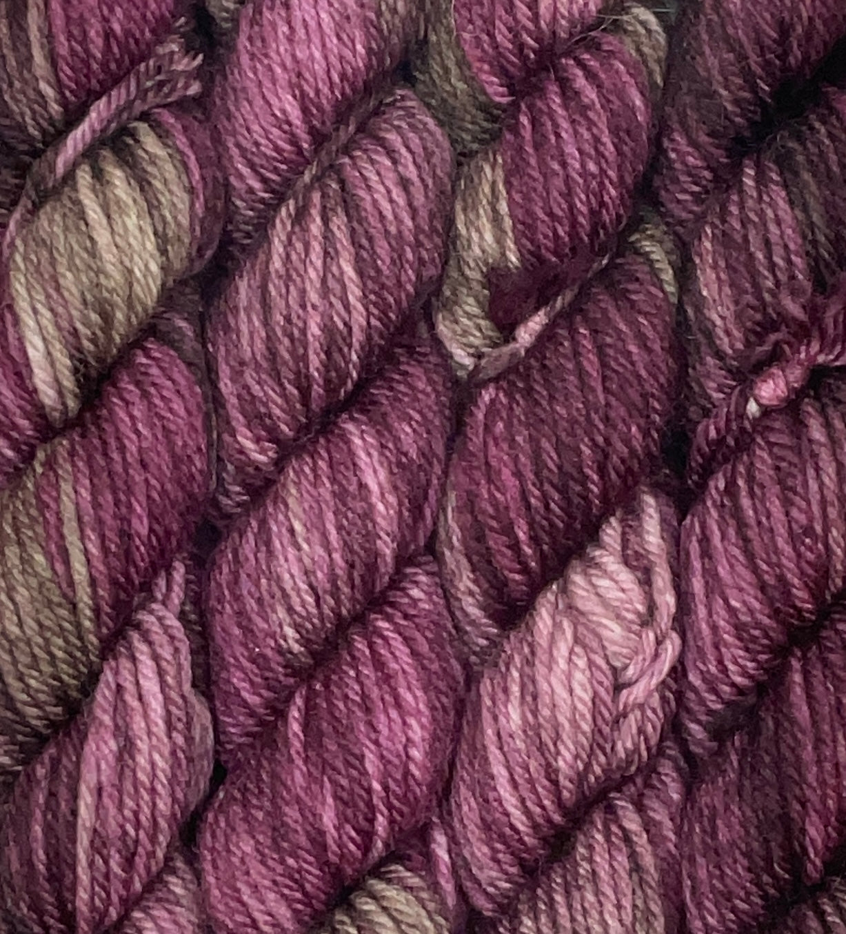 Mini DK Lodge skein