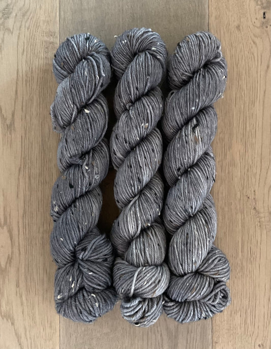 DK Tweed Grey Yarn