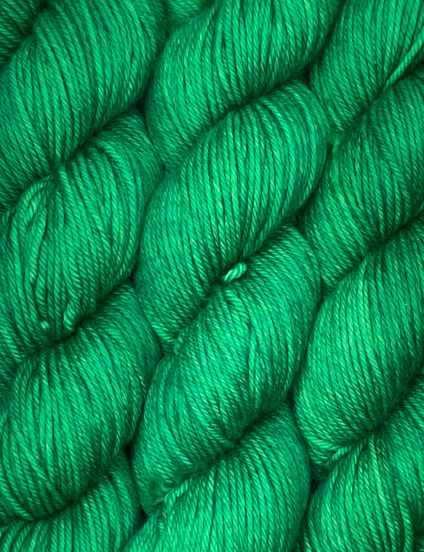 DK Kelly Green Yarn