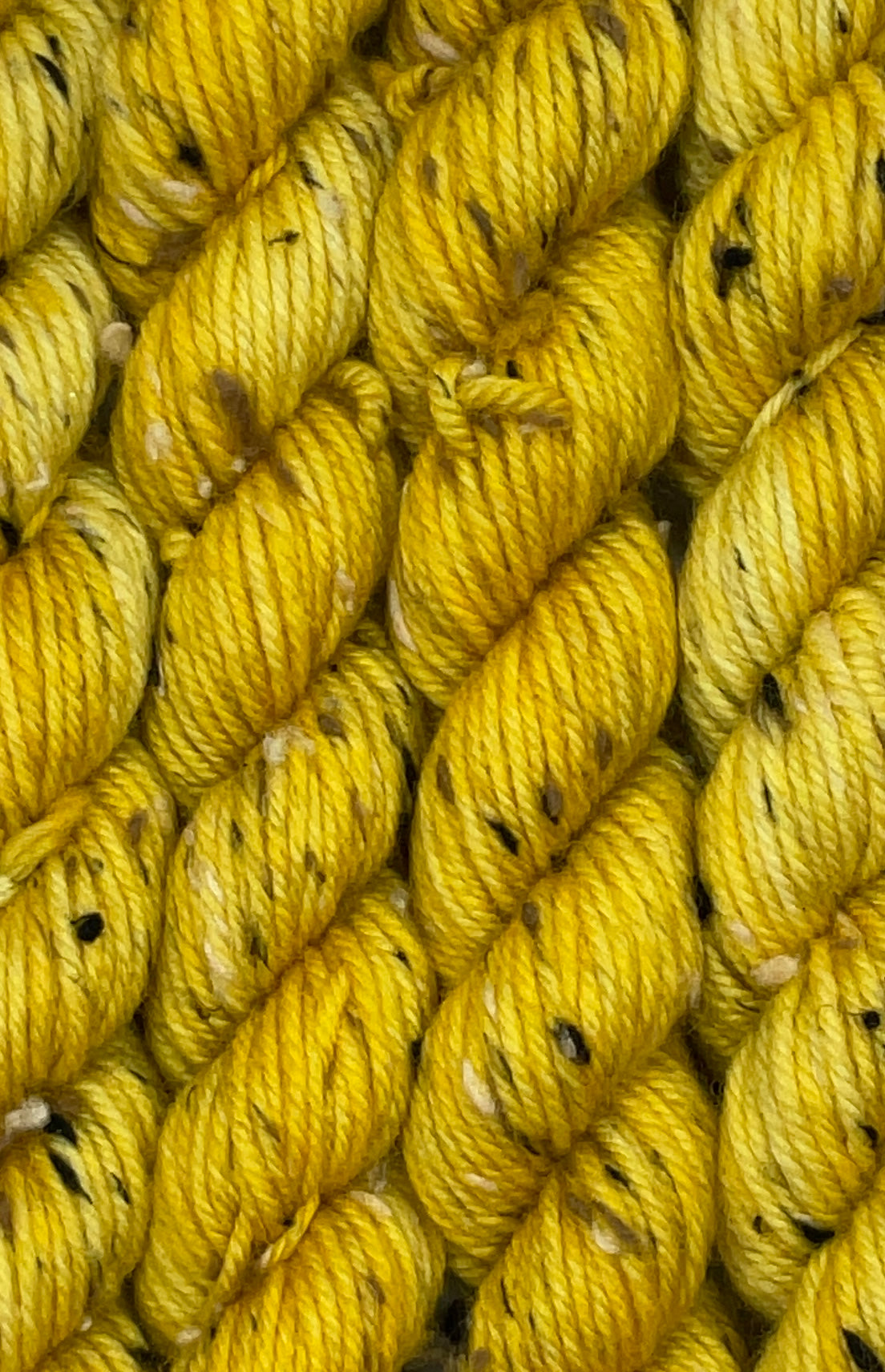 Mini DK Tweed Duckling Skein