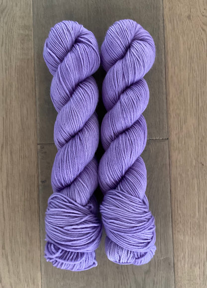 DK Lilac Yarn