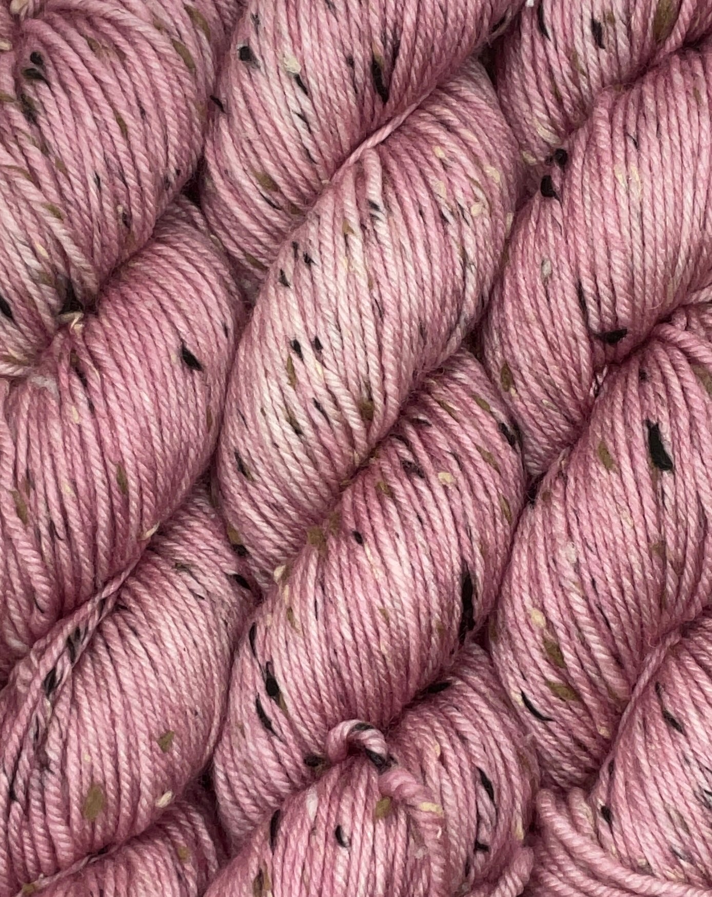 DK Tweed Dusty Rose Skein