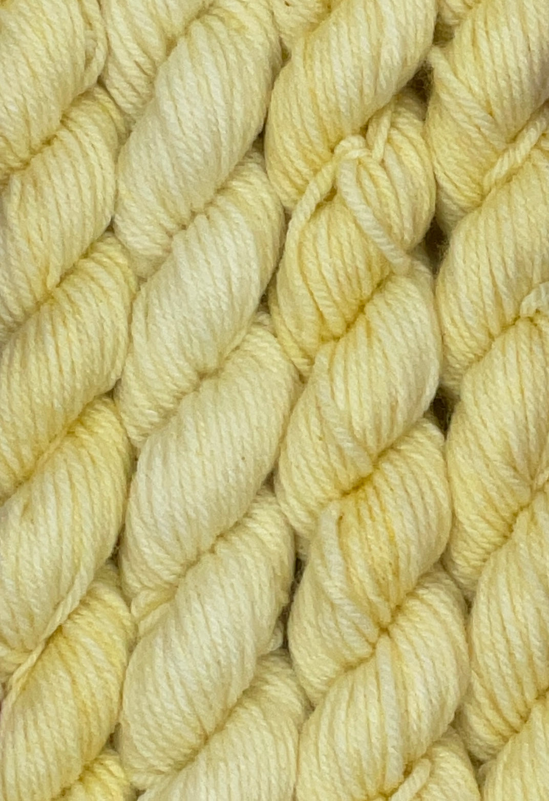 Mini DK Vanilla Skein