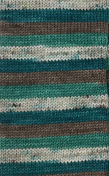 Dk Coffee Shop Self-Striping Sock Set