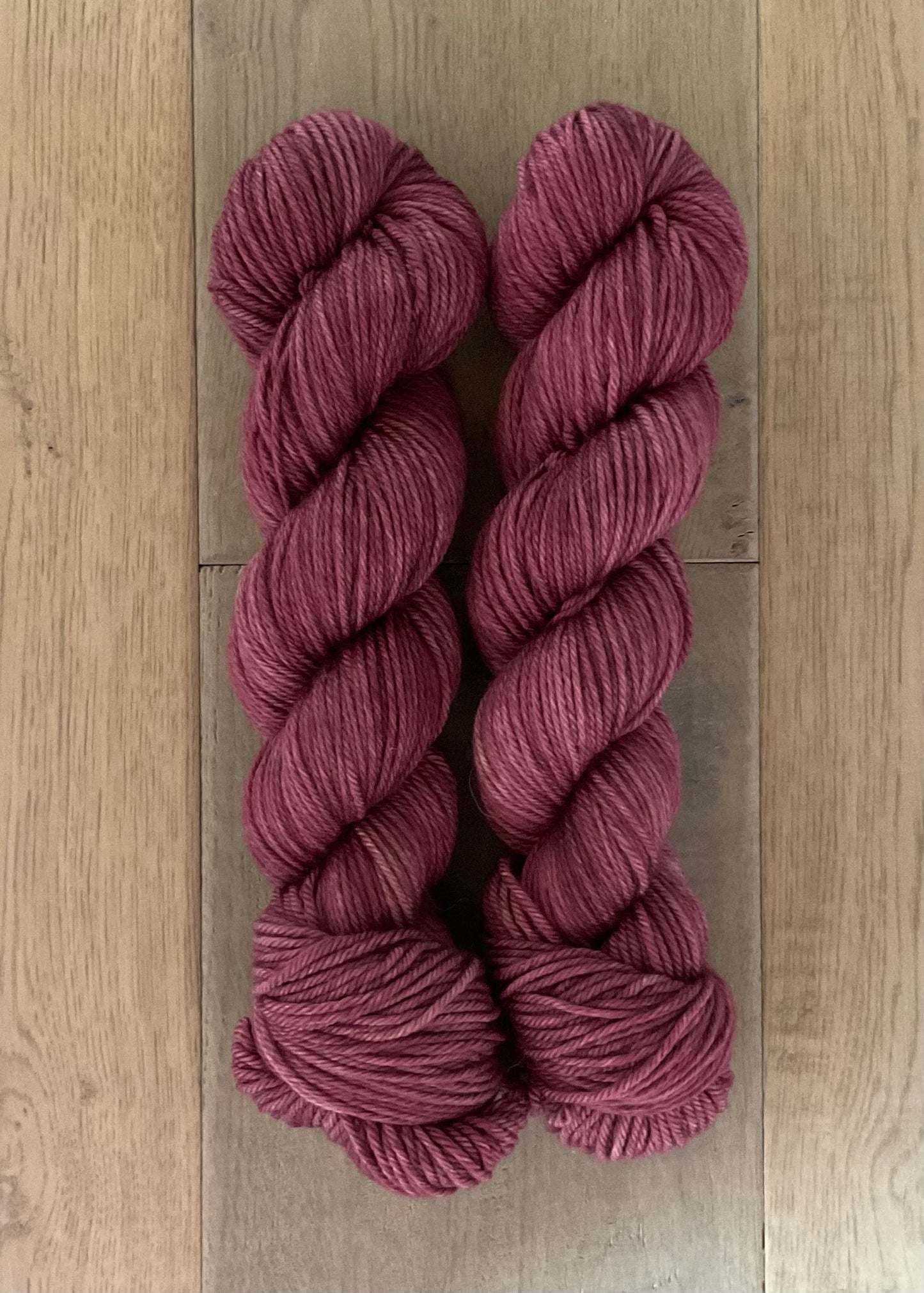 Worsted Antique Mauve Skein