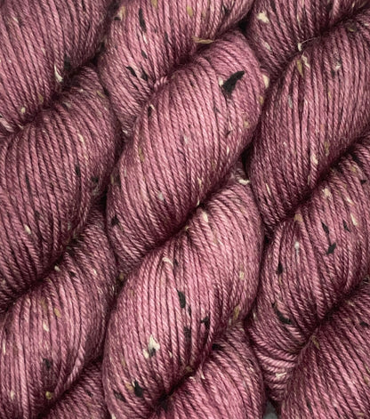 DK Tweed Antique Mauve Yarn