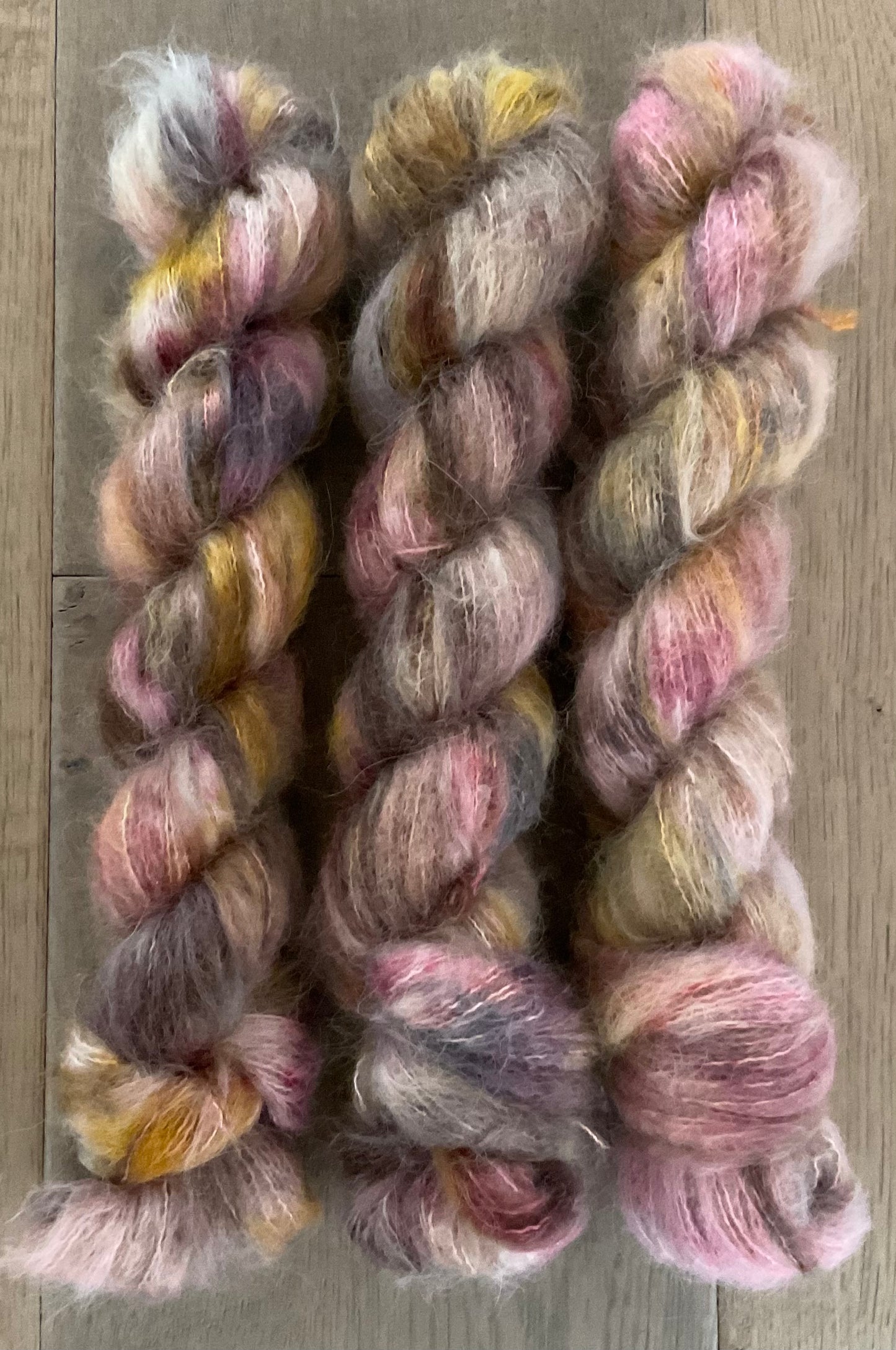 Bee's Knees Suri Alpaca Silk Skein