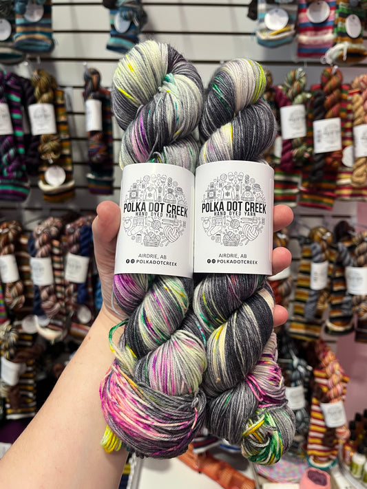 Alien Fingering Yarn