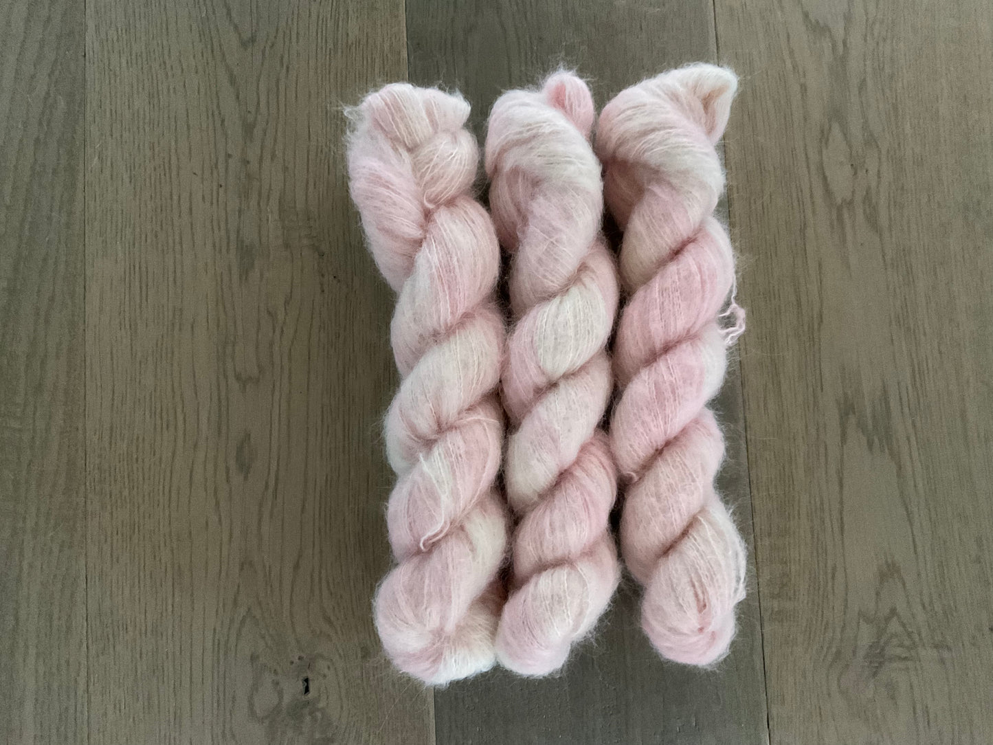 Tutu Suri Alpaca Silk Skein