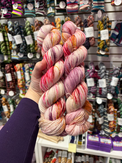 Bunch O Leaves Fingering Yarn
