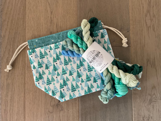 Wintergreen yarn bouquet and project bag