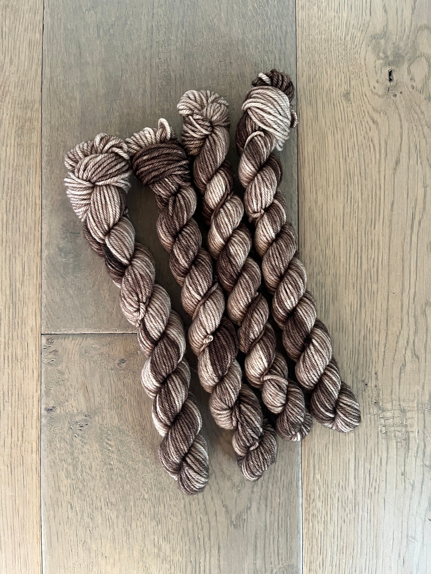 Mini DK Bearpaw skein