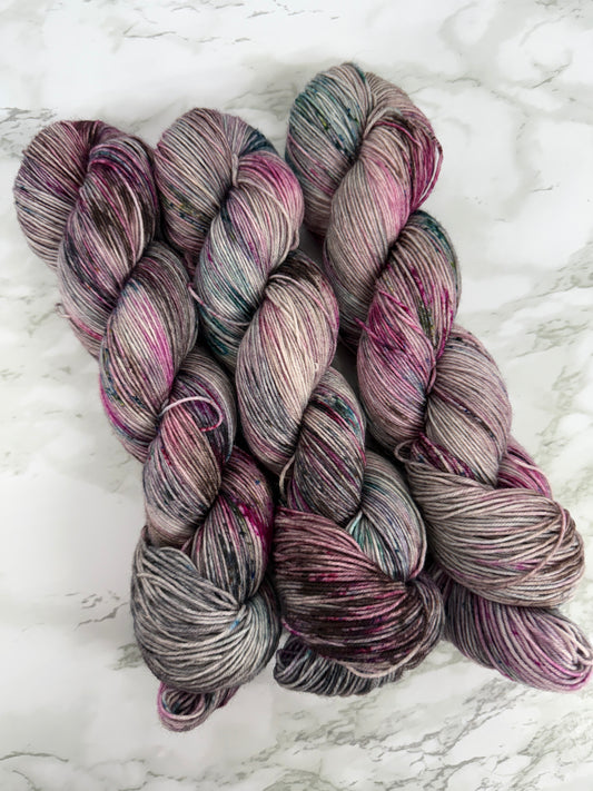 MMF Linger on Fingering Skein