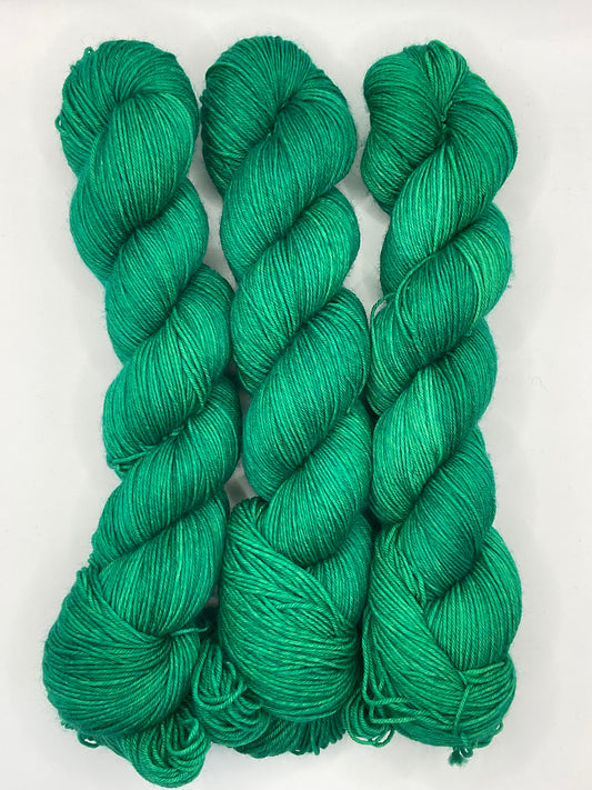 Kelly Green Fingering Yarn