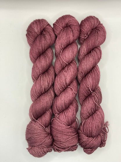 Antique Mauve Fingering Yarn