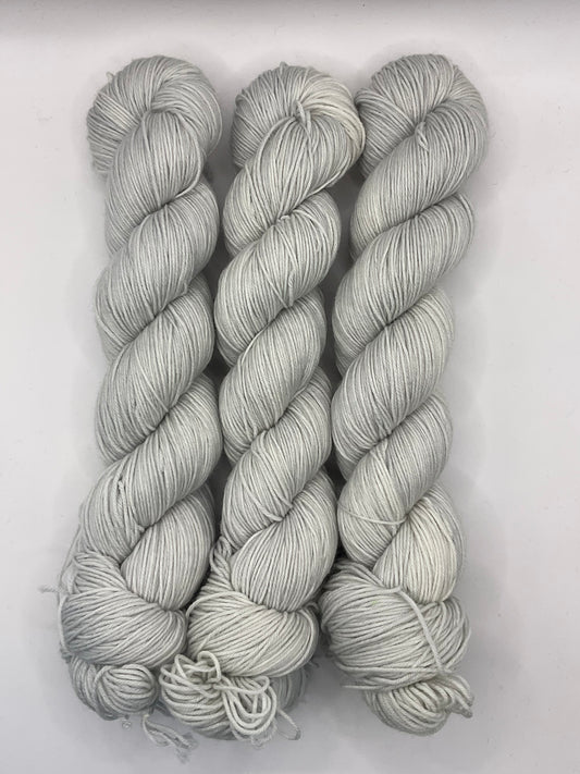 Fingering Dove Skein