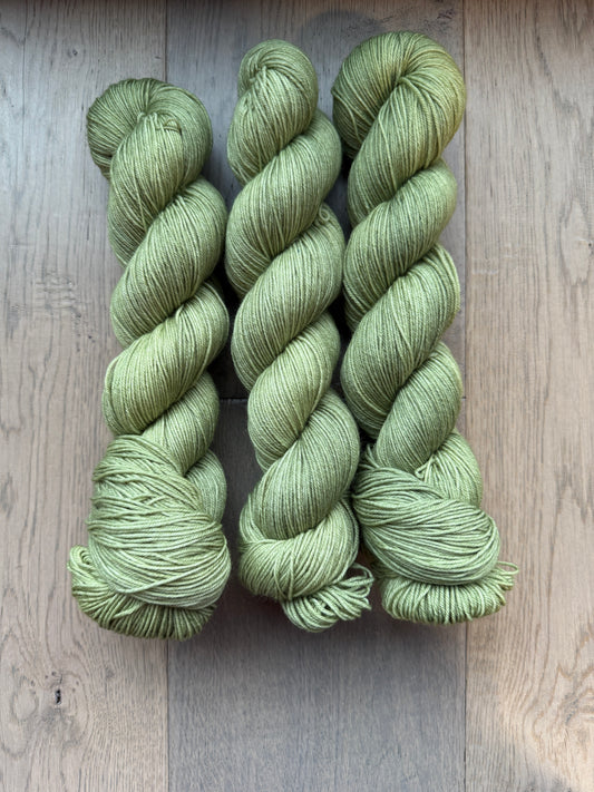 Leaf Fingering Yarn