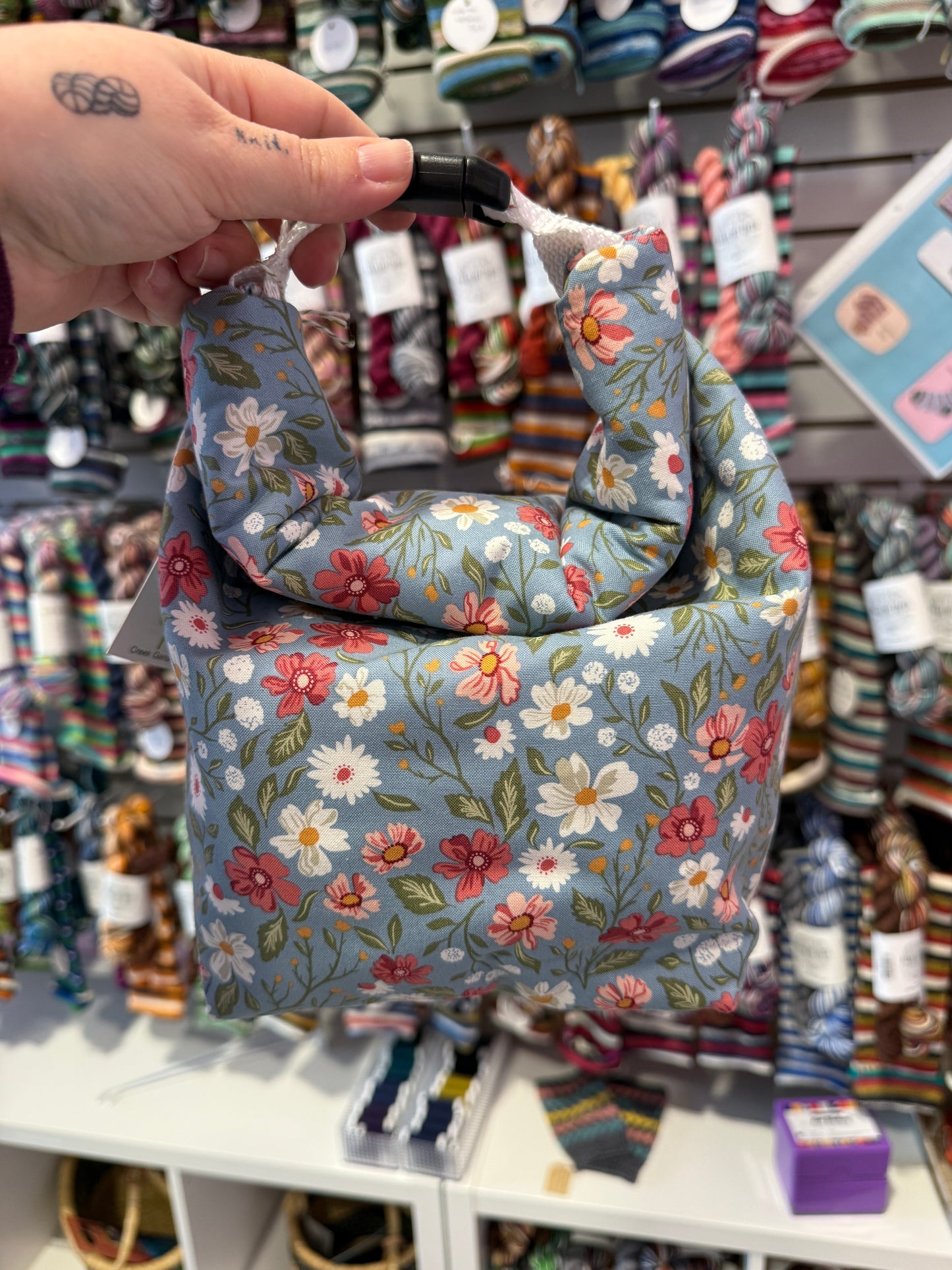 Creek Gardens Crafts - fold over clip bag